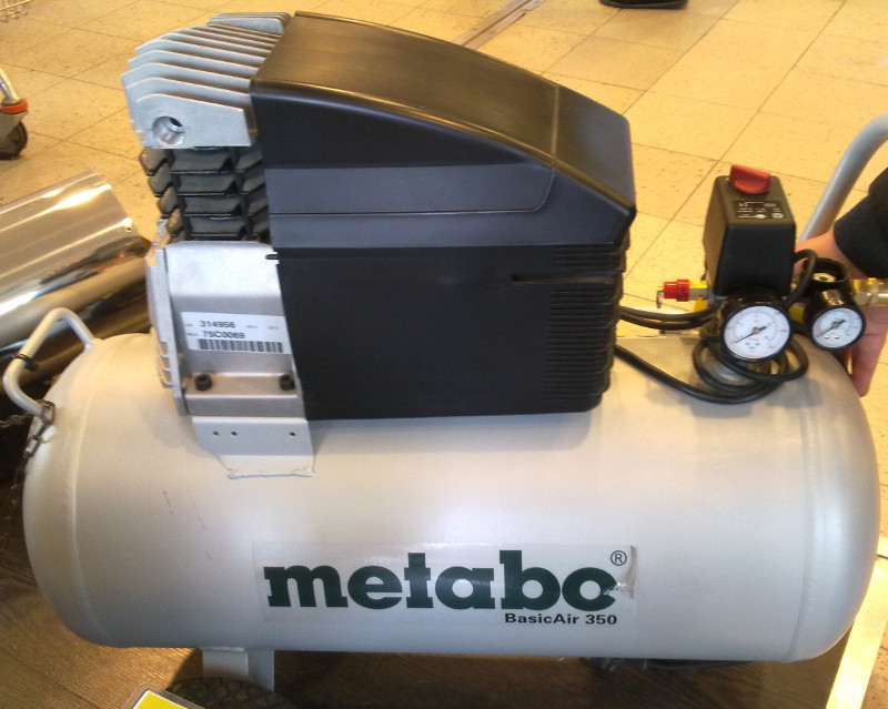 Компрессор Metabo BasicAir 350 2.jpg